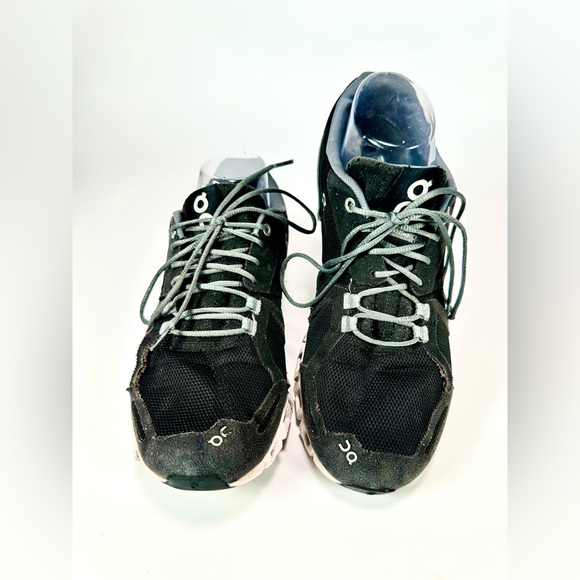 On Running Women ‘s On Cloud Black Running Athletic Shoes - Picture 8 of 12